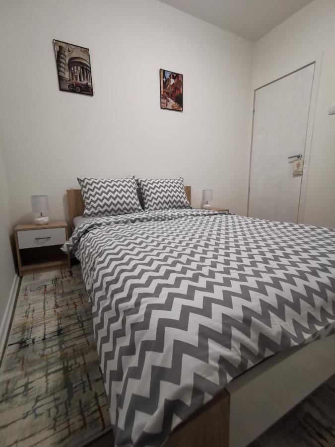 White House Ns Apartment Novi Sad Bagian luar foto