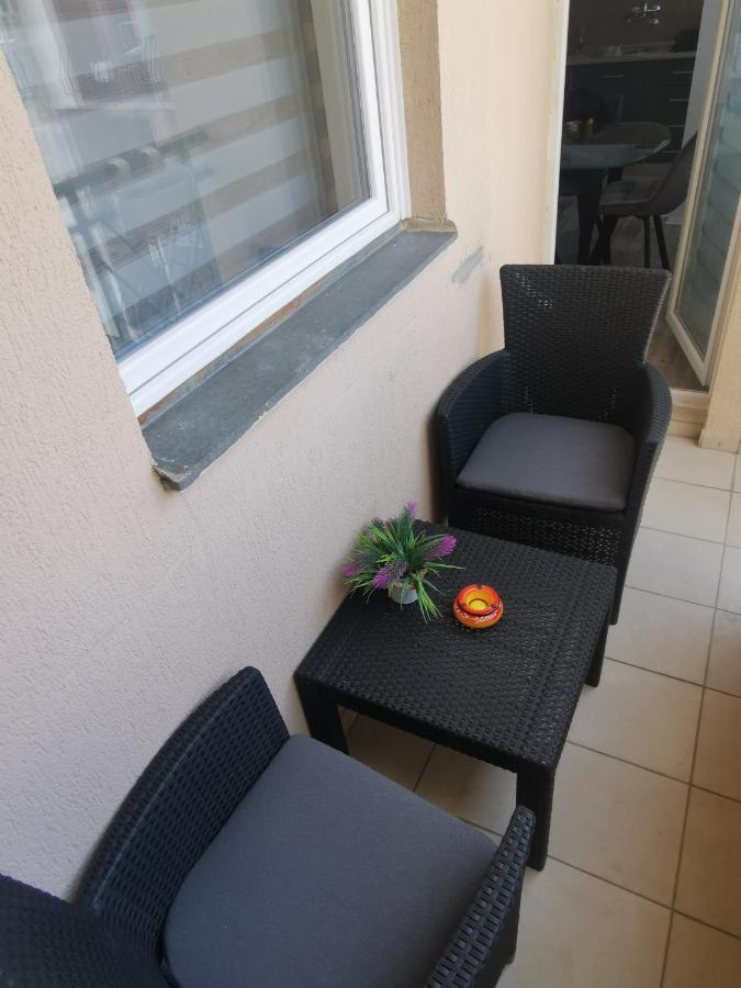 White House Ns Apartment Novi Sad Bagian luar foto