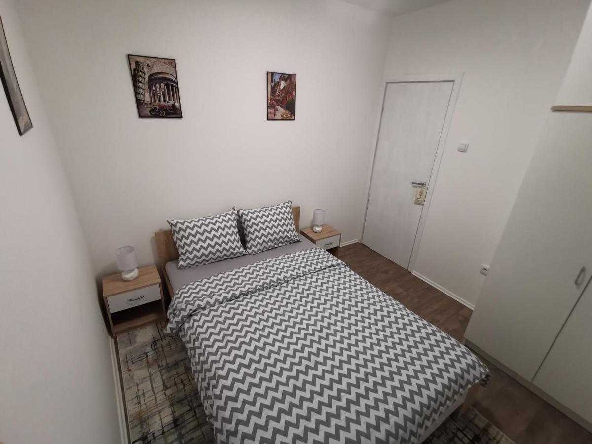 White House Ns Apartment Novi Sad Bagian luar foto