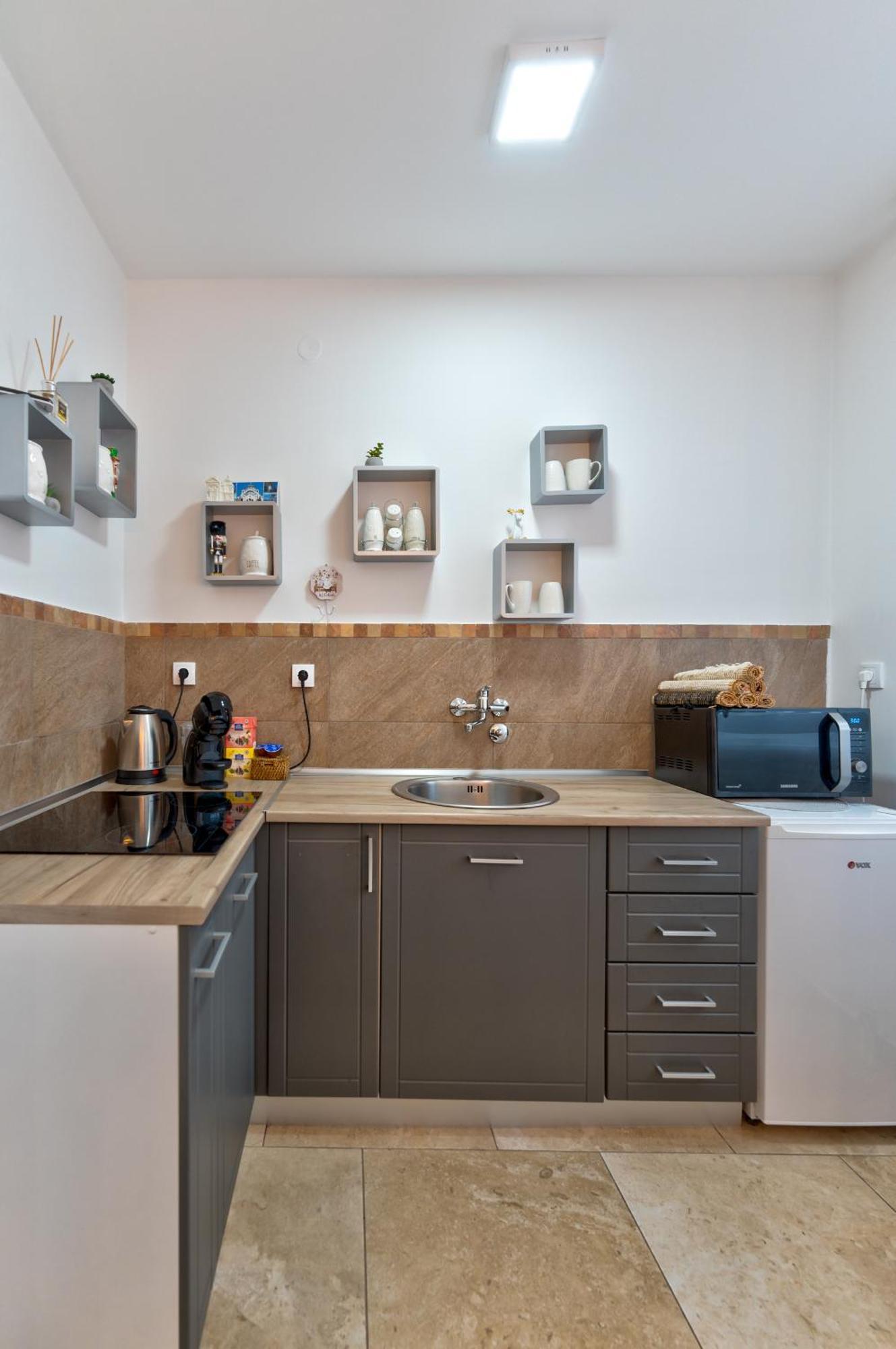 White House Ns Apartment Novi Sad Bagian luar foto