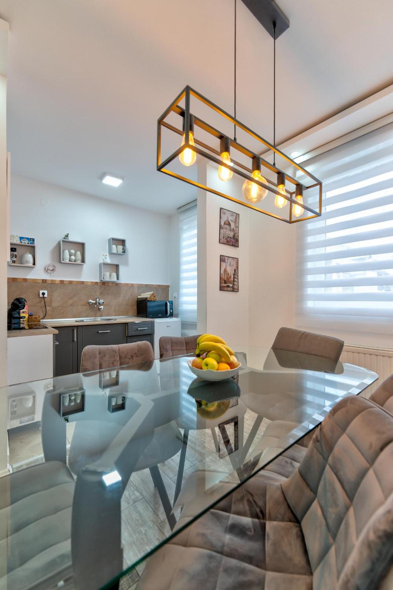 White House Ns Apartment Novi Sad Bagian luar foto